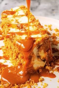 Caramel Apple Cheesecake: The Ultimate Fall Dessert That Will Make Your Kitchen Smell Like Heaven