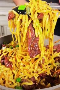 Quick & Delicious Beef and Broccoli Lomein Recipe!