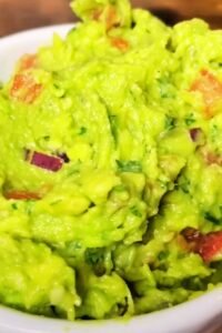 Easy Guacamole Recipe | Veronika’s Kitchen